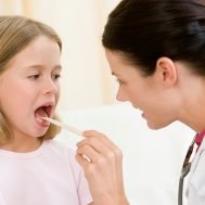 mal-di-gola-bambini